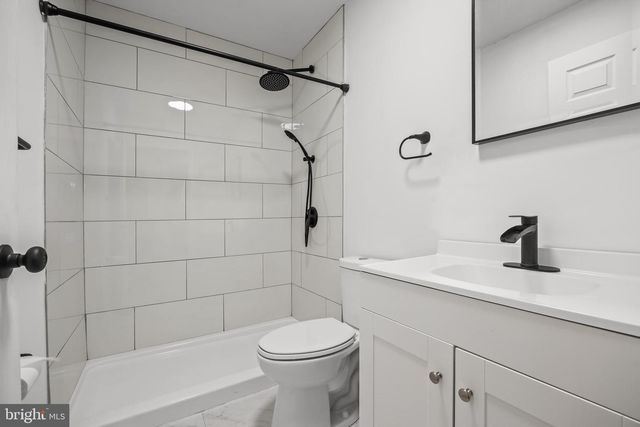 109 6TH AVE AVE, Chesilhurst, NJ 08089