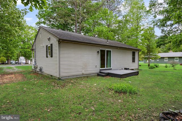 109 6TH AVE AVE, Chesilhurst, NJ 08089