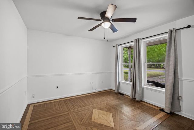 109 6TH AVE AVE, Chesilhurst, NJ 08089