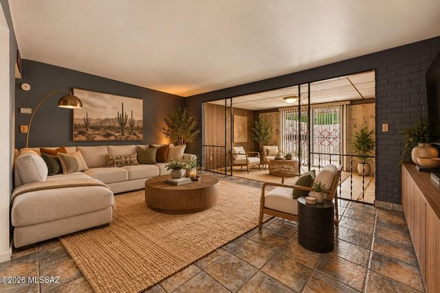 6564 E 42nd Street, Tucson, AZ 85730