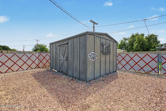 6564 E 42nd Street, Tucson, AZ 85730