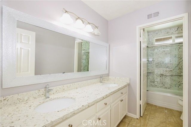 4 Harrisburg, Irvine, CA 92620