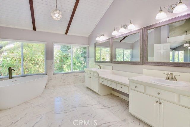 4 Harrisburg, Irvine, CA 92620