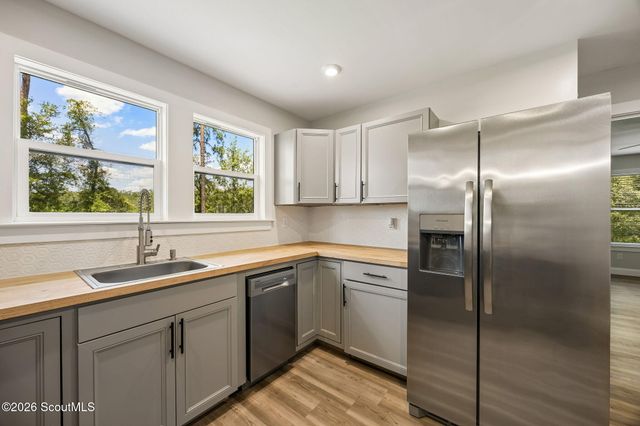 7097 Harrietts Bluff Road, Woodbine, GA 31569