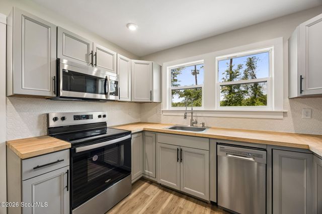 7097 Harrietts Bluff Road, Woodbine, GA 31569