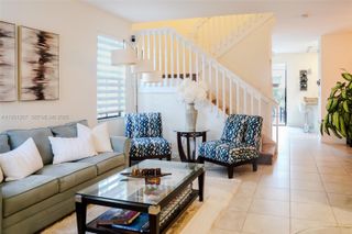 10306 W 33rd Ln, Hialeah, FL 33018