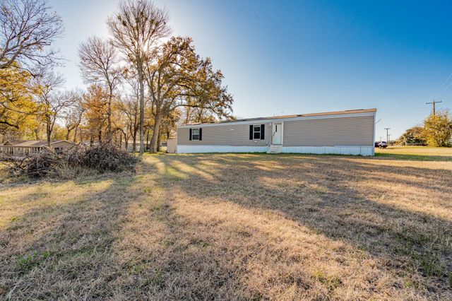 224 W Shadowwood Street, Gun Barrel City, TX 75156