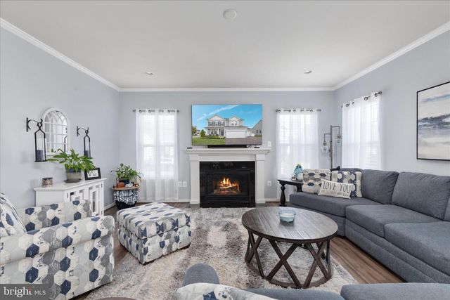 101 JEWEL BOX DR, Stephenson, VA 22656