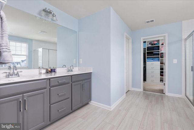 101 JEWEL BOX DR, Stephenson, VA 22656