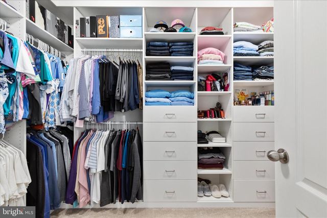 101 JEWEL BOX DR, Stephenson, VA 22656