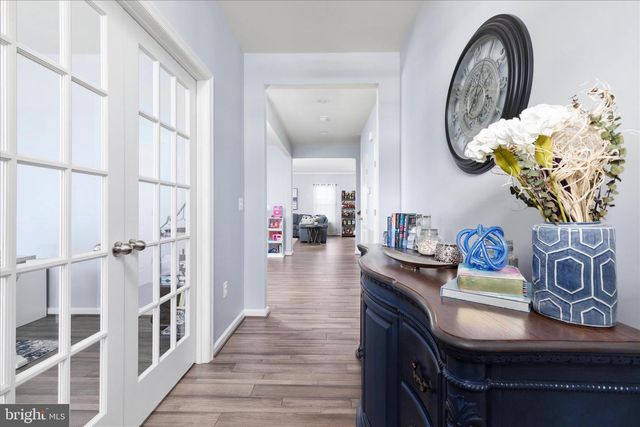 101 JEWEL BOX DR, Stephenson, VA 22656