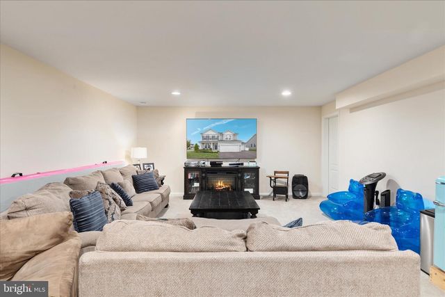 101 JEWEL BOX DR, Stephenson, VA 22656