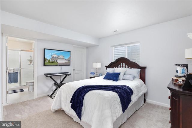 101 JEWEL BOX DR, Stephenson, VA 22656