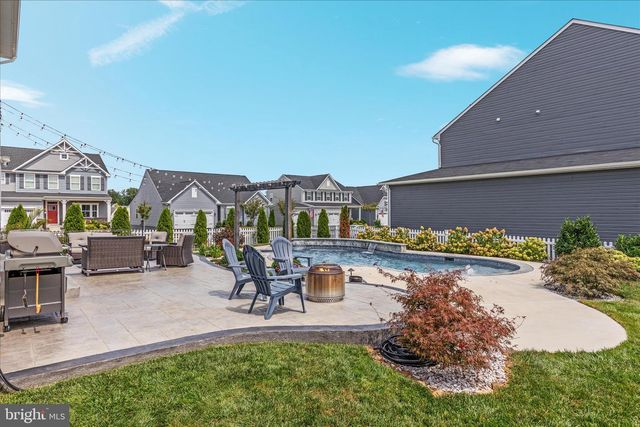 101 JEWEL BOX DR, Stephenson, VA 22656