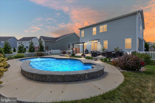 101 JEWEL BOX DR, Stephenson, VA 22656