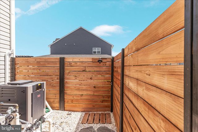 101 JEWEL BOX DR, Stephenson, VA 22656