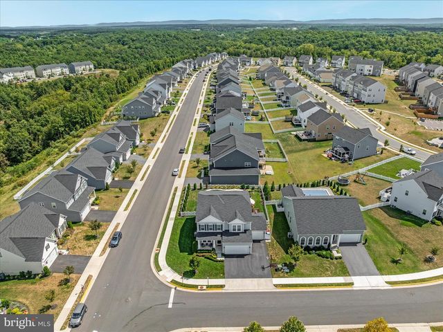 101 JEWEL BOX DR, Stephenson, VA 22656