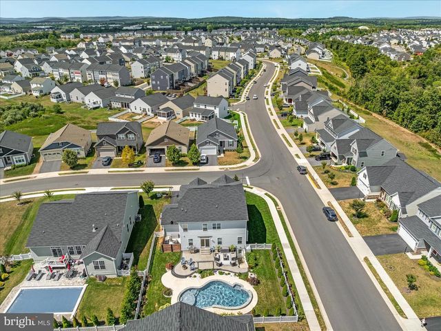 101 JEWEL BOX DR, Stephenson, VA 22656