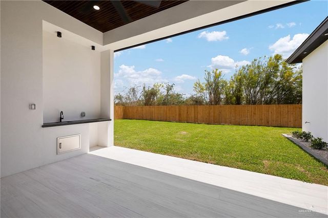 2413 Trinity Avenue, Mcallen, TX 78504