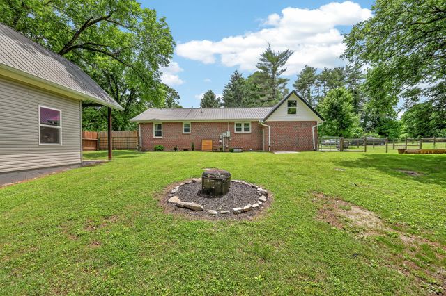 111 Goodner Ln, Alexandria, TN 37012