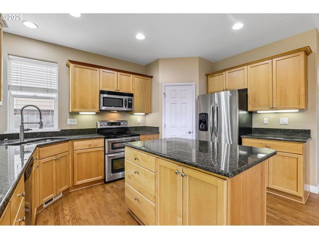 3625 SHIBE St, Forest Grove, OR 97116