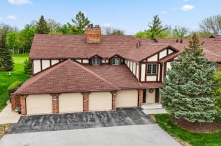 7812 W Golf Drive 2A, Palos Heights, IL 60463