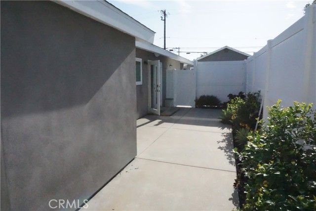 184 E 20th B, Costa Mesa, CA 92627
