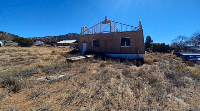 19 County Road 60A, Velarde, NM 87582