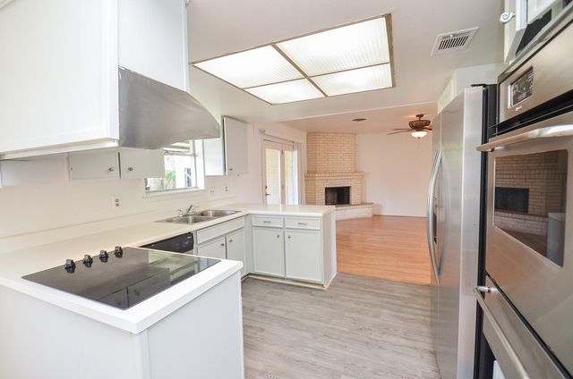 7327 Osage Street, Houston, TX 77036