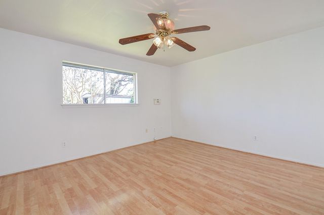 7327 Osage Street, Houston, TX 77036