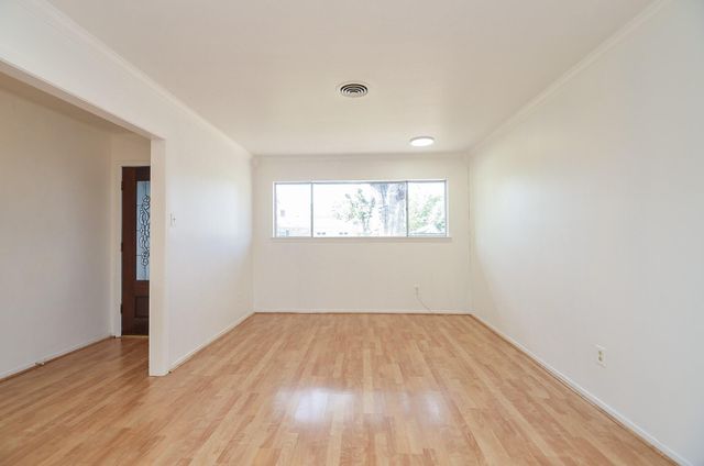 7327 Osage Street, Houston, TX 77036