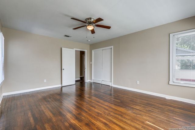 418 BAILEY AVE, San Antonio, TX 78210