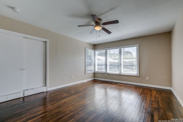 418 BAILEY AVE, San Antonio, TX 78210