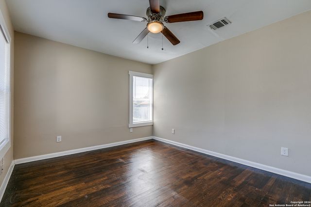 418 BAILEY AVE, San Antonio, TX 78210