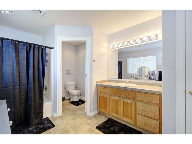9325 Ne 81ST St, Vancouver, WA 98662