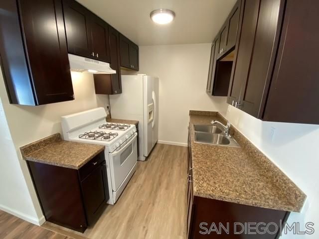 341 Lansing Cir, Escondido, CA 92025