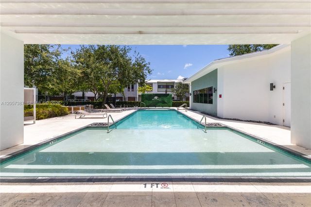 4444 NW 9th St 0, Plantation, FL 33317