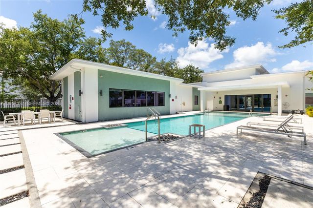 4444 NW 9th St 0, Plantation, FL 33317