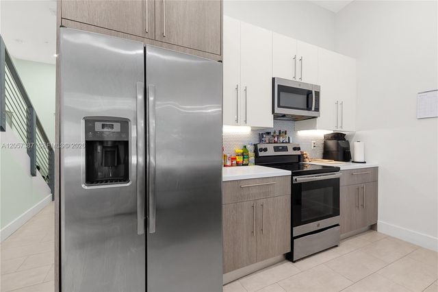 4444 NW 9th St 0, Plantation, FL 33317