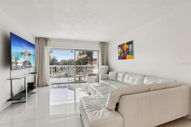 1100 N SHORE DRIVE NE 304, St Petersburg, FL 33701