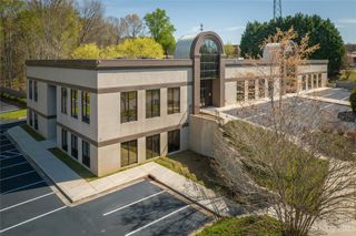 1270 25th Street Place SE, Hickory, NC 28602
