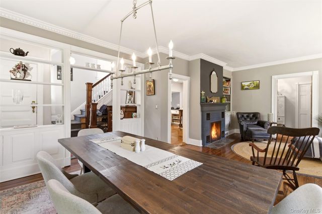 32 Timberline Drive, Huntington, NY 11743