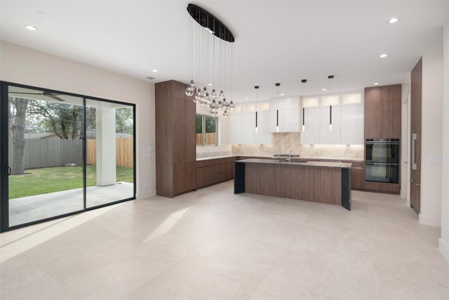 3262 Saint Croix Drive, Dallas, TX 75229