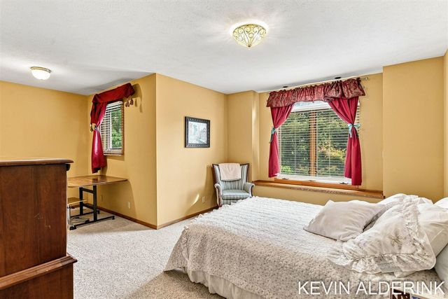 1305 Augusta Court, Holland, MI 49423