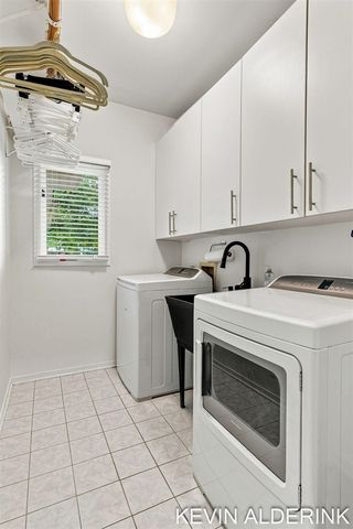 1305 Augusta Court, Holland, MI 49423