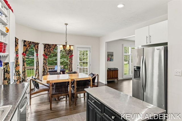 1305 Augusta Court, Holland, MI 49423