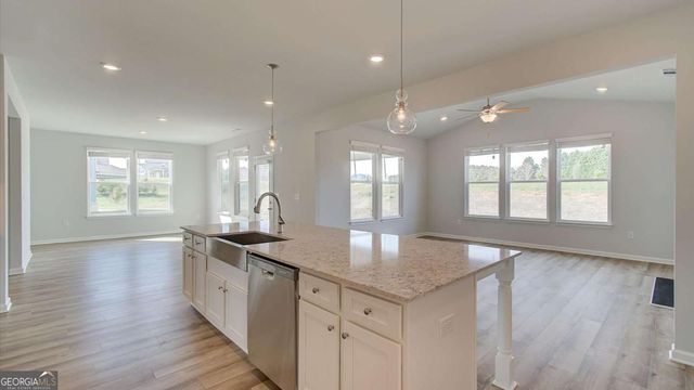 729 Dunlake Way, Locust Grove, GA 30248