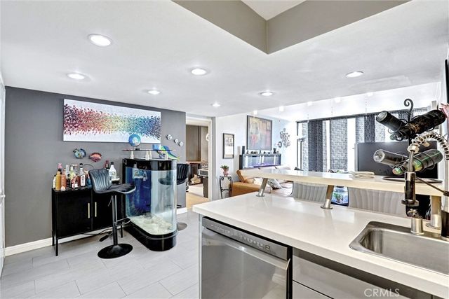 1750 E Ocean 101, Long Beach, CA 90802