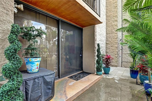 1750 E Ocean 101, Long Beach, CA 90802