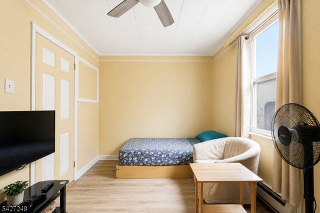 8 Horatio St, Newark City, NJ 07105